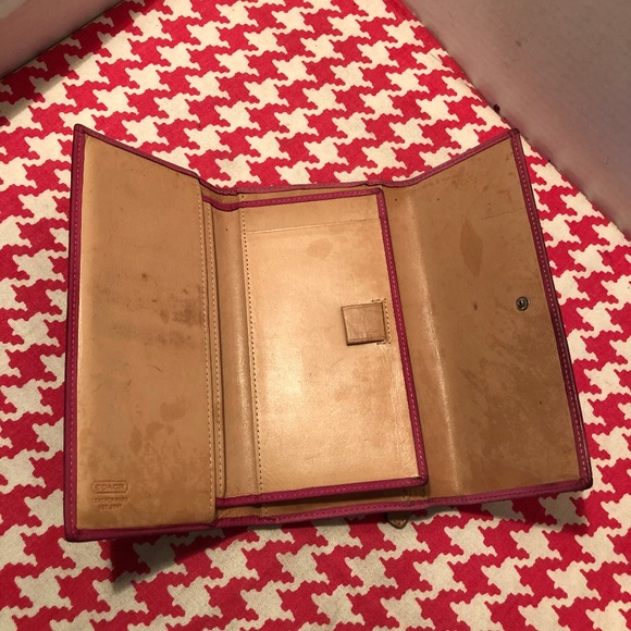 Coach Pink Signature Canvas and Tan Leather Wallet - Picture 4 of 4
